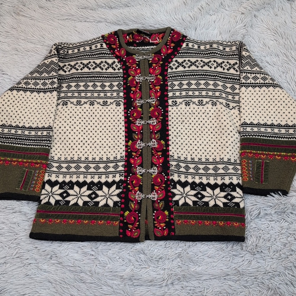 Vintage Vrikke Sweater Womens S‎ Cardigan Nordic Wool Clasp Preppy Norwegian